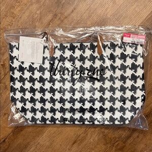 Thirty-One Houndstooth Tote with Black and White Pattern
